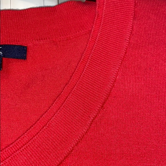 ANNE KLEIN SPORT LIGHTWEIGHT V-NECK SWEATER - Picture 6 of 6